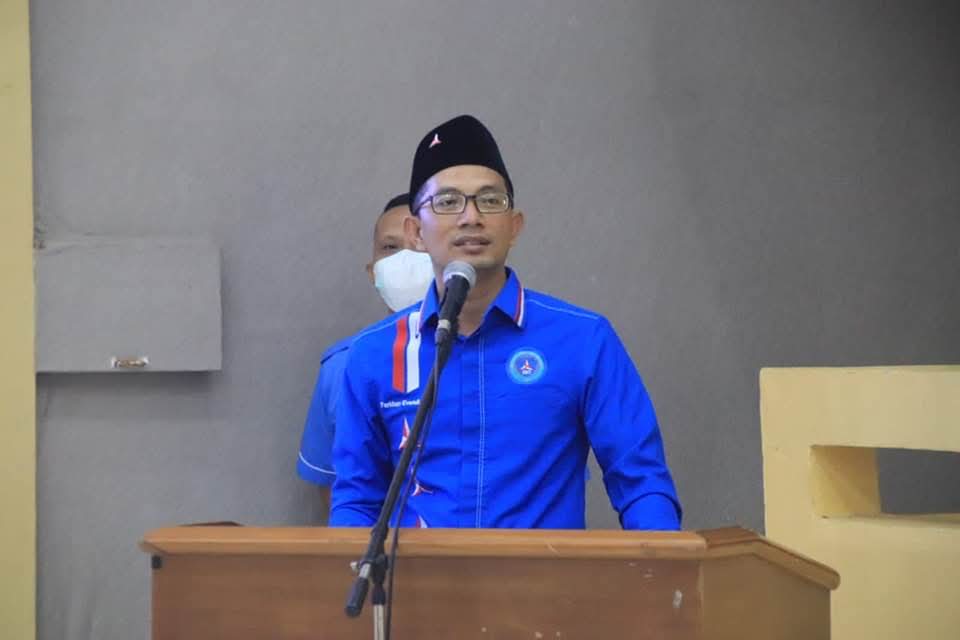 Farkhan Evendi mengkritik pejabat
